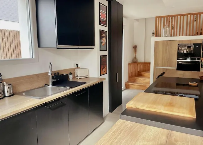 Tatil Evi Cinta, Des En Bord D'ocean