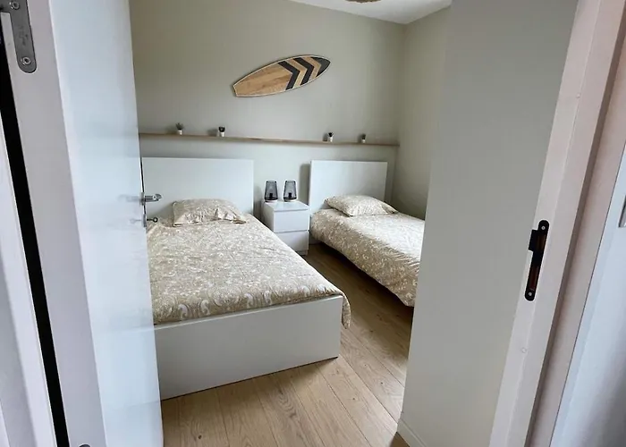 Cinta, Des En Bord D'ocean *