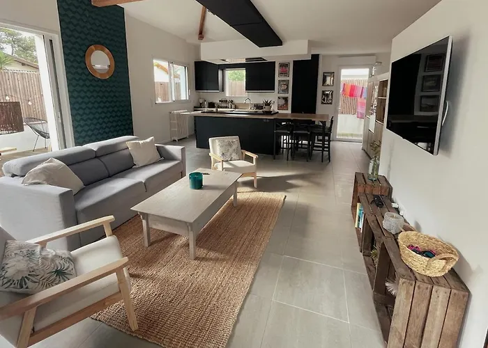 Cinta, Des En Bord D'ocean *